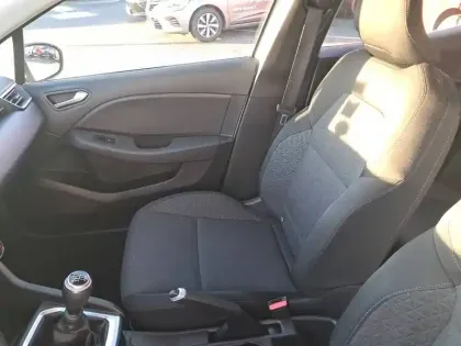 Photo 26 Renault Clio  Blue dCi 85