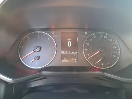 Photo 29 Renault Clio  Blue dCi 85