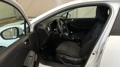 Photo 13 Renault Clio  Blue dCi 85