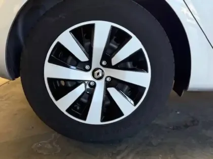 Photo 49 Renault Clio Gén. V (BJA) Ph1 NG Equilibre 5