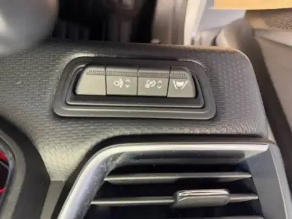 Photo 68 Renault Clio Gén. V (BJA) Ph1 NG Equilibre 5