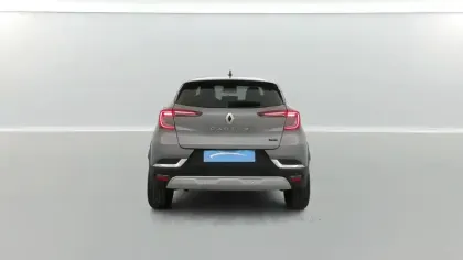 Photo 17 Renault Captur  E-Tech full hybrid 145