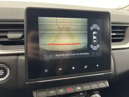 Photo 33 Renault Captur  E-Tech full hybrid 145