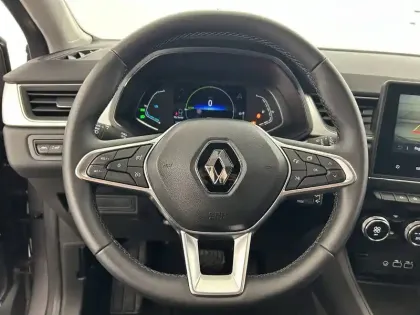 Photo 28 Renault Captur  E-Tech full hybrid 145