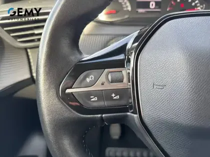 Photo 13 Peugeot 208  BlueHDi 100 S&S BVM6