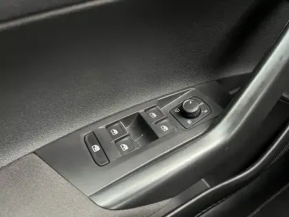 Photo 26 Volkswagen Taigo  1.0 TSI 116 DSG7