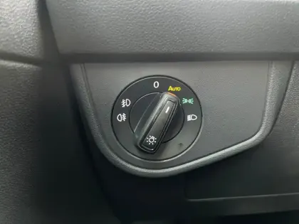 Photo 25 Volkswagen Taigo  1.0 TSI 116 DSG7