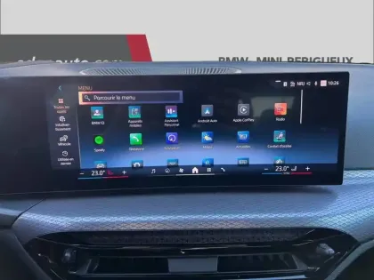 Photo 43 BMW Serie 3 318d 150 ch BVA8