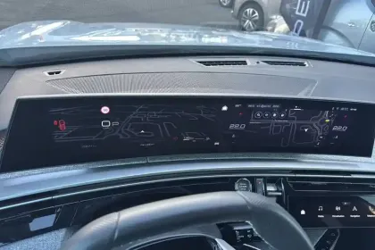 Photo 19 Peugeot 3008  Hybrid 145 e-DCS6