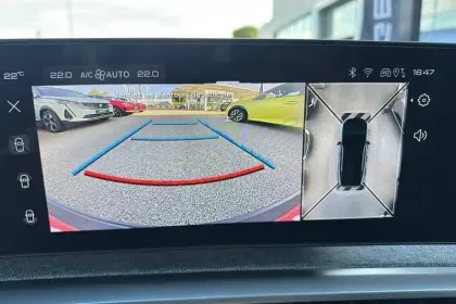 Photo 21 Peugeot 3008  Hybrid 145 e-DCS6