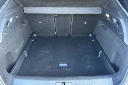 Photo 12 Peugeot 3008  Hybrid 145 e-DCS6