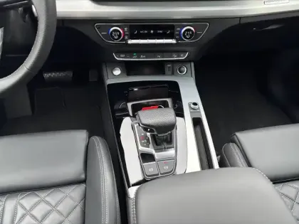 Photo 10 Audi Q5  Sportback 55 TFSIe 367 S tronic 7 Quattro