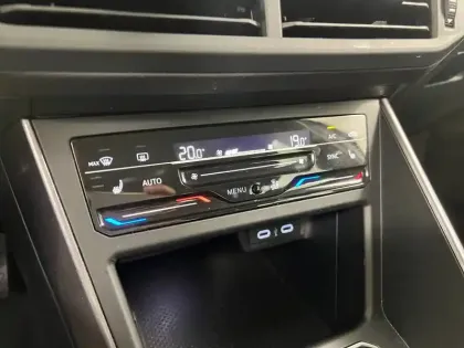 Photo 73 Volkswagen Polo  1.0 TSI 95 S&S BVM5