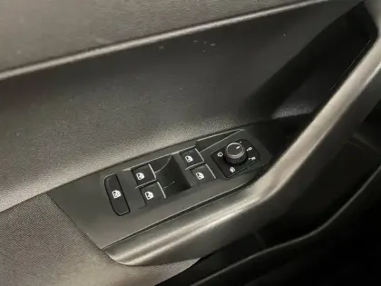 Photo 78 Volkswagen Polo  1.0 TSI 95 S&S BVM5