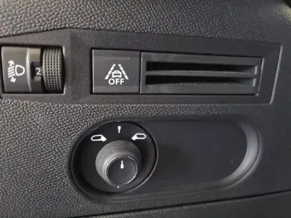 Photo 30 DS DS 3 DS3 Crossback PureTech 100 BVM6