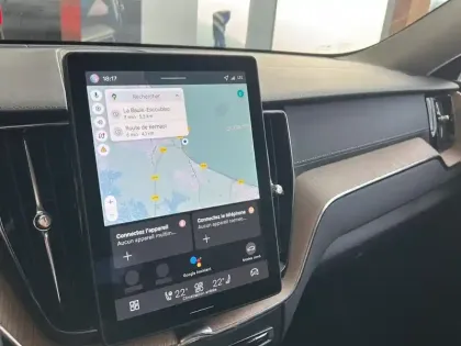 Photo 13 Volvo Xc60  T6 AWD Hybride rechargeable 253 ch+145 ch Geartronic 8