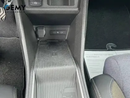 Photo 13 Renault 5 Renault  E-Tech Electrique 120 ch autonomie urbaine