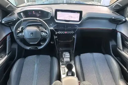 Photo 15 Peugeot 208  Hybrid 100 e-DCS6