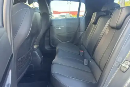 Photo 14 Peugeot 208  Hybrid 100 e-DCS6