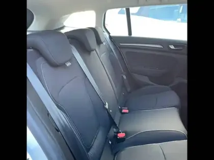 Photo 11 Renault Megane Mégane IV Estate E-TECH Plug-In Hybride 160 - 21N