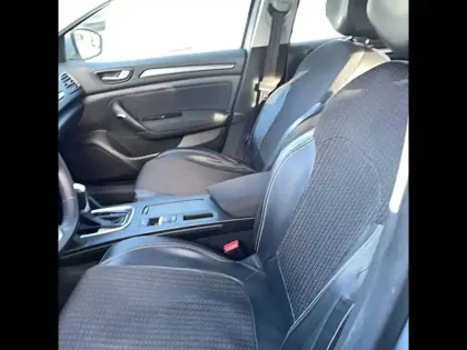 Photo 3 Renault Megane Mégane IV Estate E-TECH Plug-In Hybride 160 - 21N