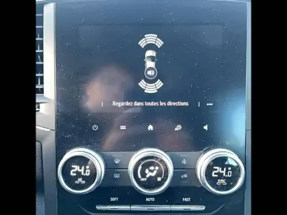 Photo 17 Renault Megane Mégane IV Estate E-TECH Plug-In Hybride 160 - 21N