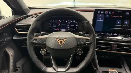 Photo 9 Cupra Formentor  eHybrid 204 ch DSG6