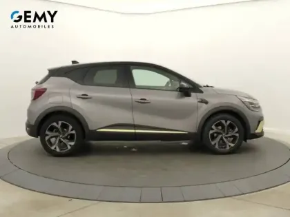 Photo 63 Renault Captur  E-Tech full hybrid 145