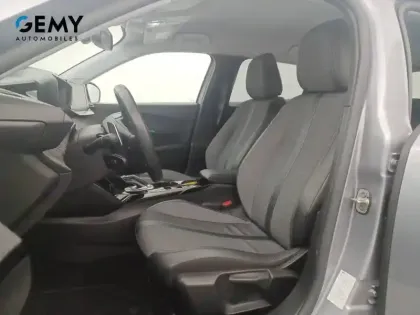 Photo 54 Peugeot 2008  PureTech 130 S&S EAT8