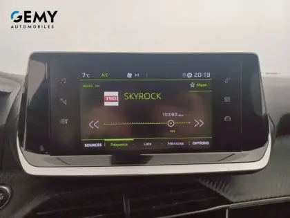 Photo 61 Peugeot 2008  PureTech 130 S&S EAT8