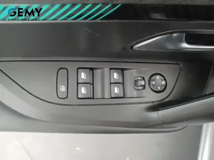 Photo 11 Peugeot 2008  PureTech 130 S&S EAT8