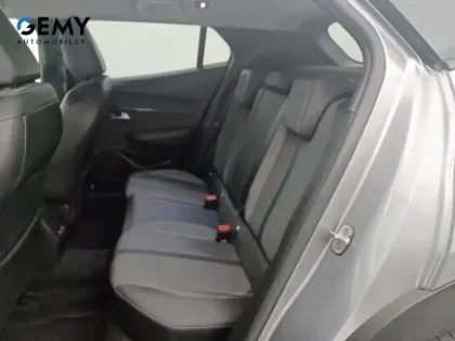 Photo 32 Peugeot 2008  PureTech 130 S&S EAT8