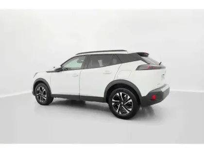 Photo 5 Peugeot 2008  PureTech 100 S&S BVM6