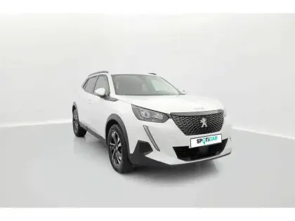 Photo 11 Peugeot 2008  PureTech 100 S&S BVM6