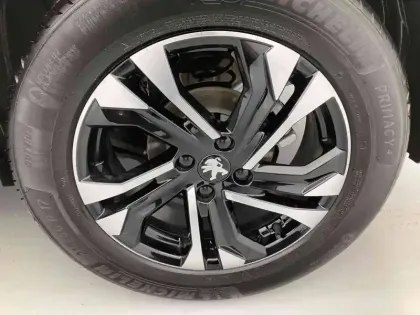 Photo 14 Peugeot 2008  PureTech 100 S&S BVM6