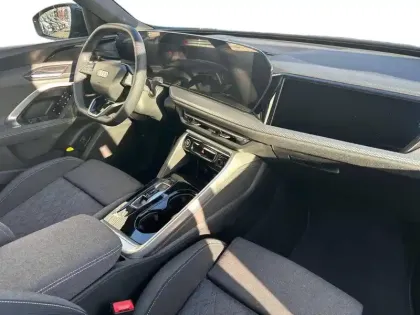 Photo 43 Audi Q5  e-hybrid 299 ch S tronic 7 Quattro