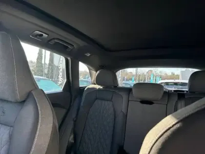 Photo 21 Audi Q5  e-hybrid 299 ch S tronic 7 Quattro