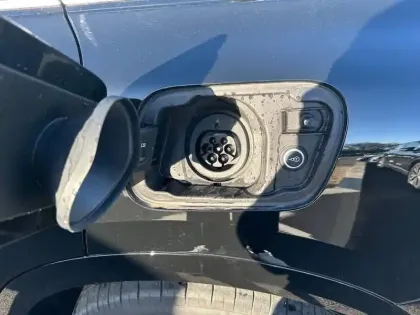 Photo 28 Audi Q5  e-hybrid 299 ch S tronic 7 Quattro