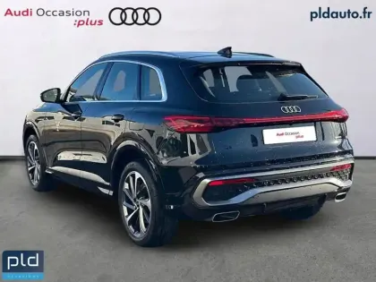 Photo 36 Audi Q5  e-hybrid 299 ch S tronic 7 Quattro