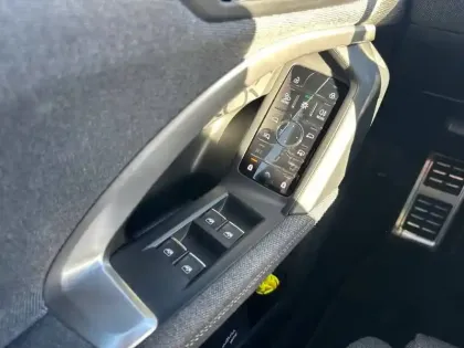 Photo 58 Audi Q5  e-hybrid 299 ch S tronic 7 Quattro