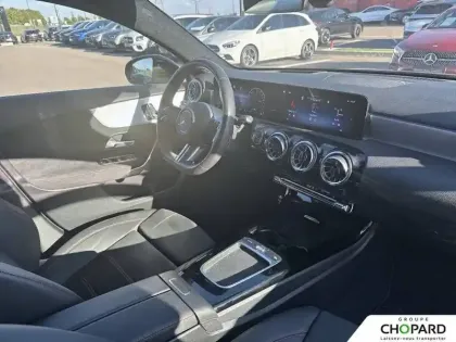 Photo 12 Mercedes Classe A  250 e 8G-DCT