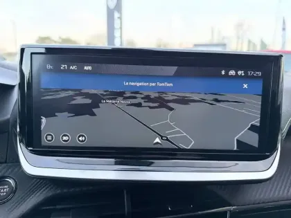 Photo 57 Peugeot 2008  Hybrid 136 e-DCS6