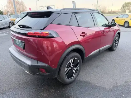 Photo 42 Peugeot 2008  Hybrid 136 e-DCS6