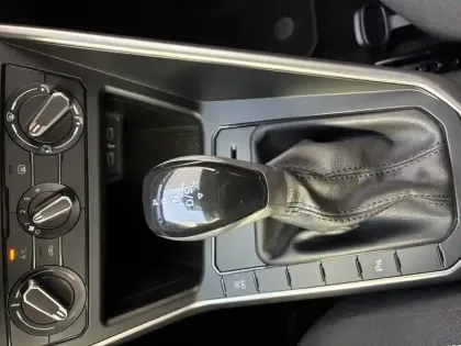 Photo 56 Volkswagen Polo  1.0 TSI 95 S&S DSG7