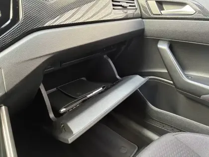 Photo 64 Volkswagen Polo  1.0 TSI 95 S&S DSG7