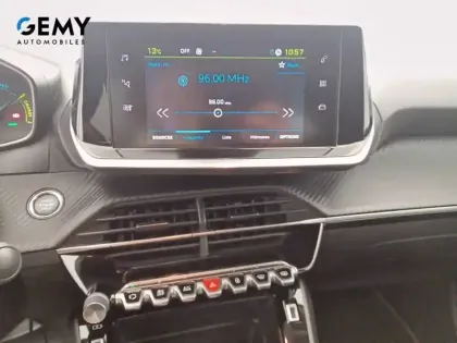 Photo 14 Peugeot 2008  Electrique 136 ch