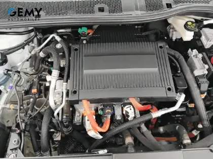 Photo 11 Peugeot 208  Electrique 50 kWh 136ch