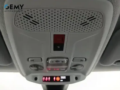 Photo 16 Peugeot 208  Electrique 50 kWh 136ch