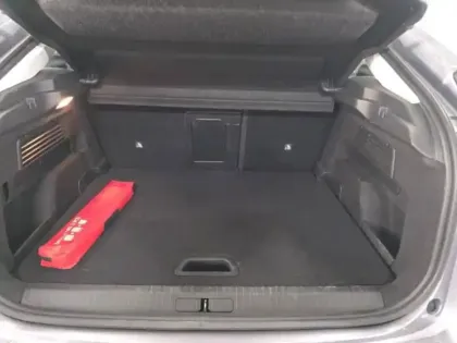 Photo 7 Citroën C4  PureTech 130ch S&S Shine EAT8