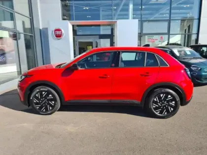 Photo 19 Fiat 600  e 156ch 54kWh Red